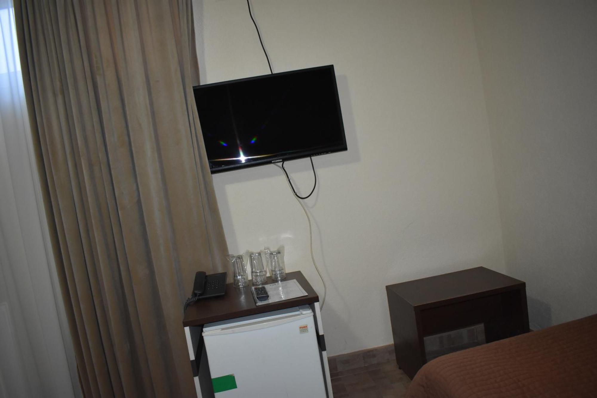 Garni Hotel Lion Jagodina Ngoại thất bức ảnh