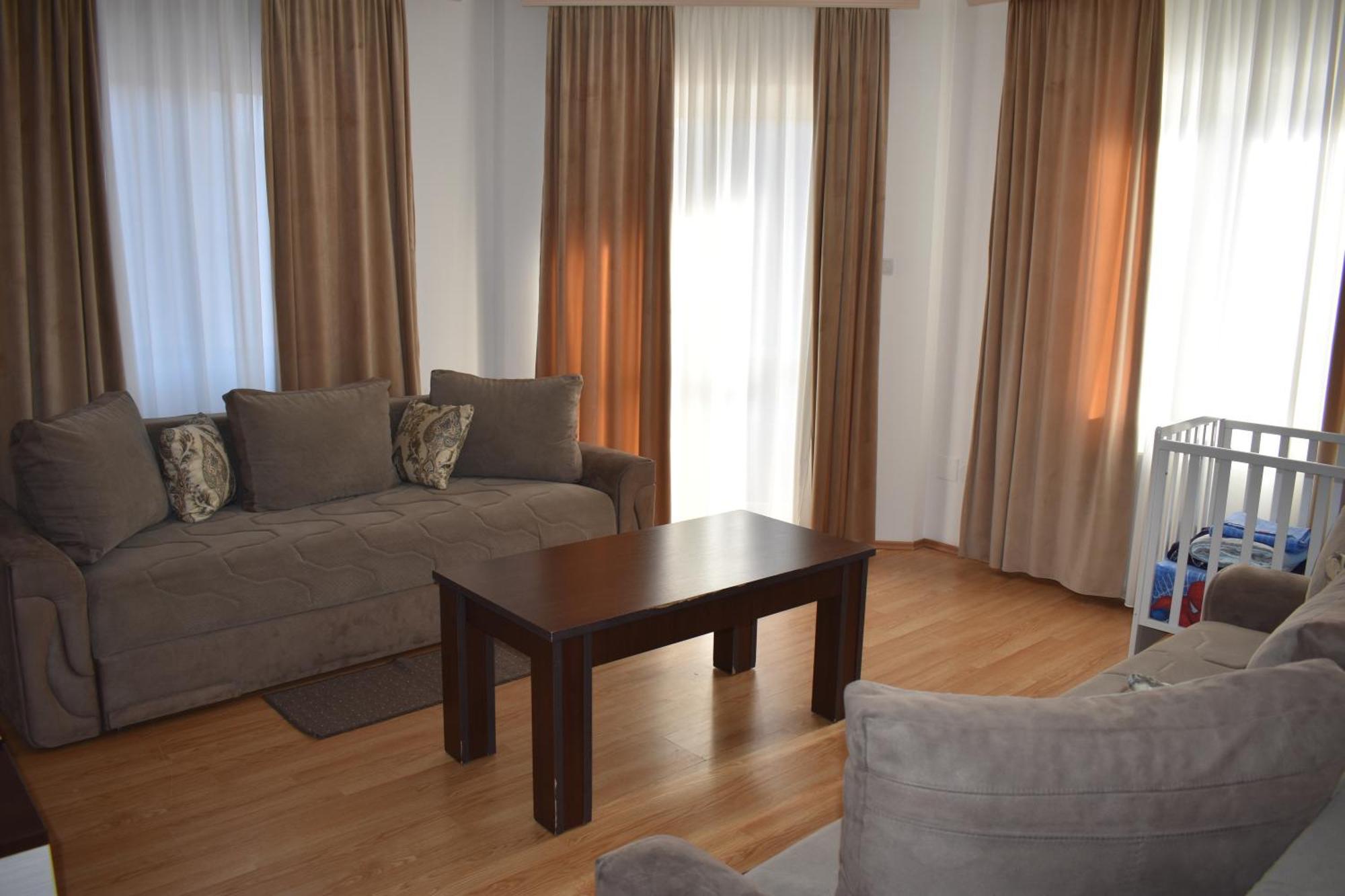 Garni Hotel Lion Jagodina Ngoại thất bức ảnh